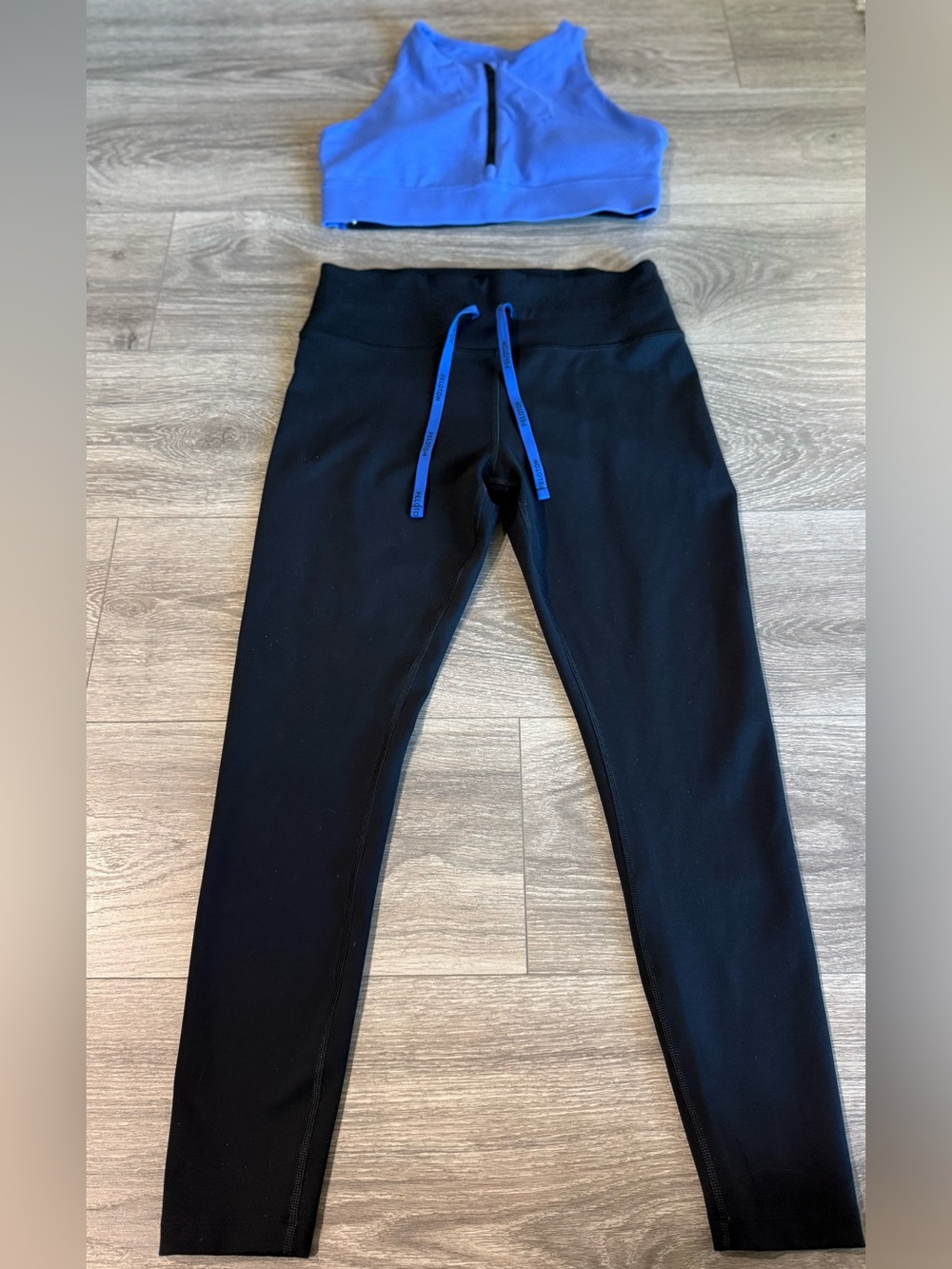Peloton Blue Performance Leggings and Matching Sports Bra Workout Set